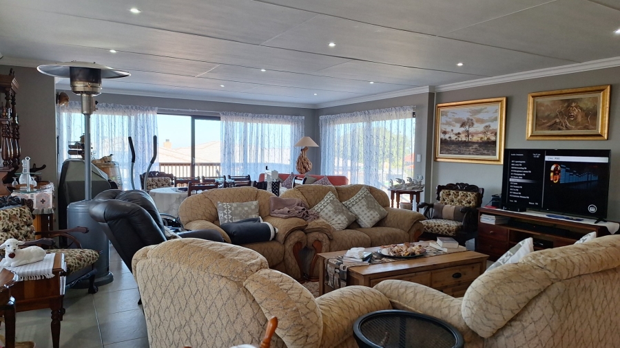 2 Bedroom Property for Sale in Dana Bay Western Cape